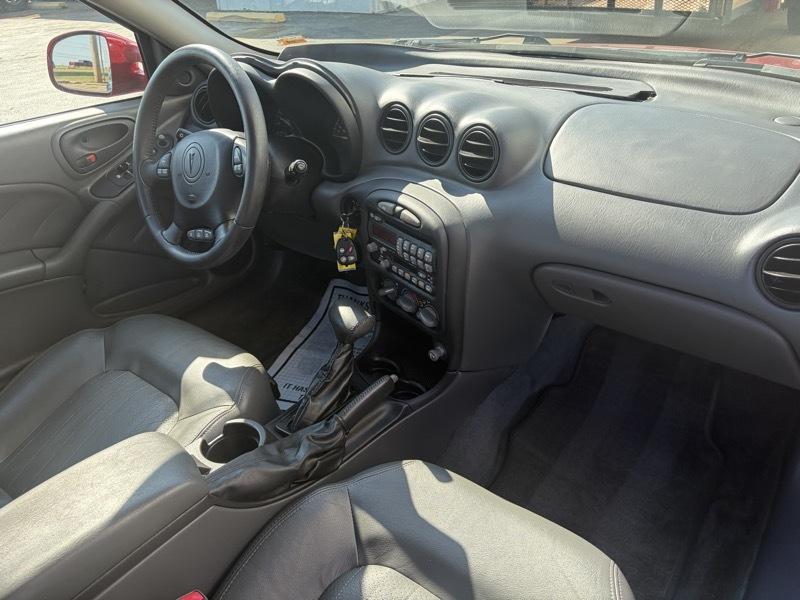 Pontiac Grand Am GT1 coupe 2001