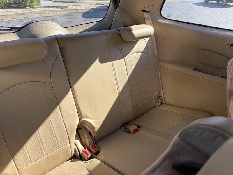 Buick Enclave Leather FWD 2012