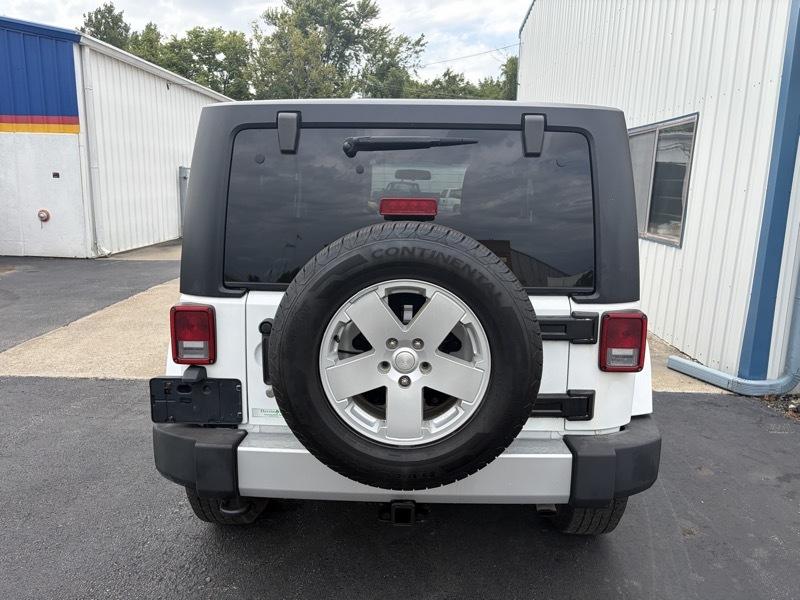 Jeep Wrangler Sahara 4WD 2012