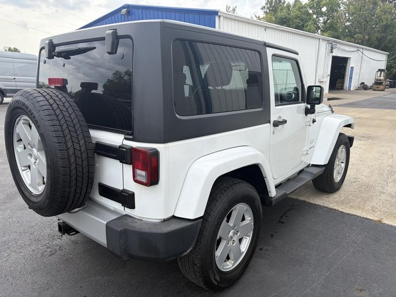 Jeep Wrangler Sahara 4WD 2012