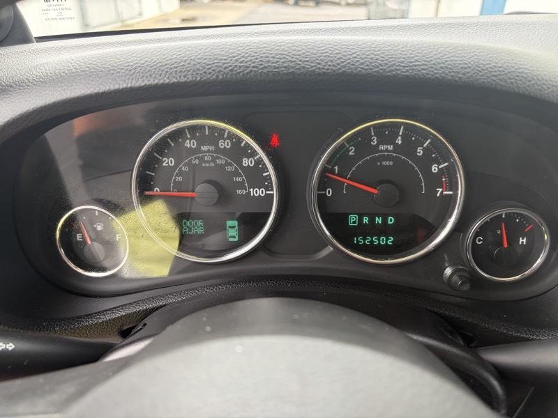 Jeep Wrangler Sahara 4WD 2012
