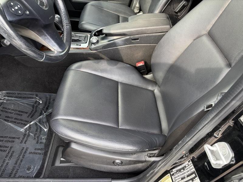 Mercedes-Benz GLK-Class GLK350 4MATIC 2012