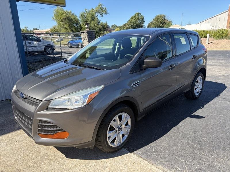 Ford Escape S FWD 2013