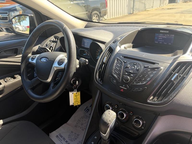 Ford Escape S FWD 2013
