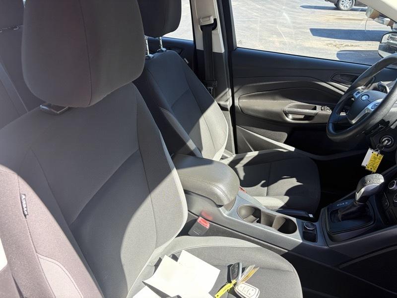 Ford Escape S FWD 2013