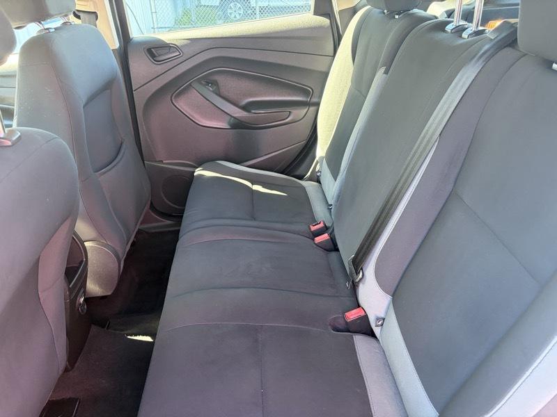 Ford Escape S FWD 2013