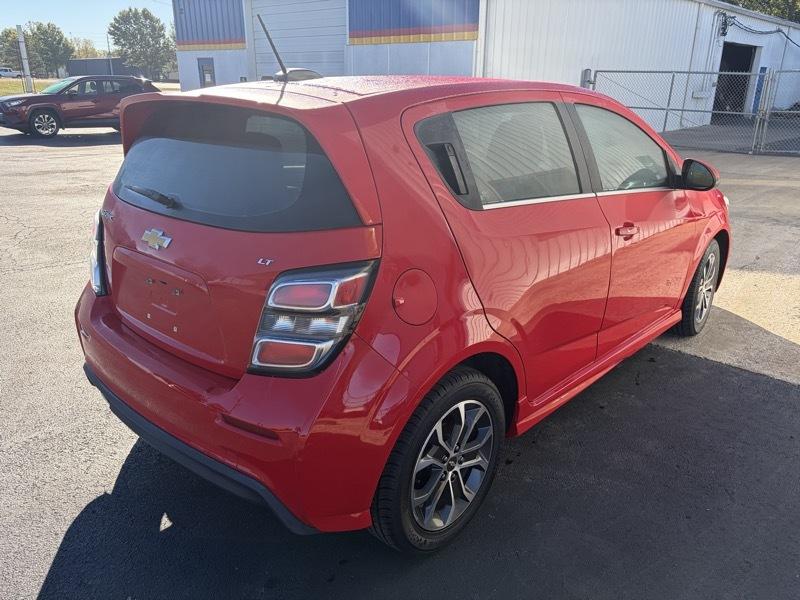 Chevrolet Sonic LT Auto 5-Door 2017