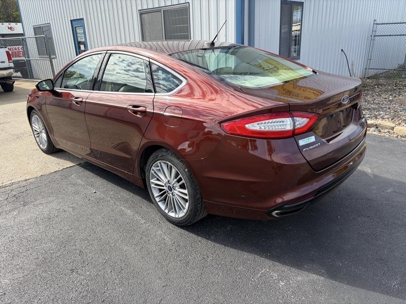 Ford Fusion SE 2016