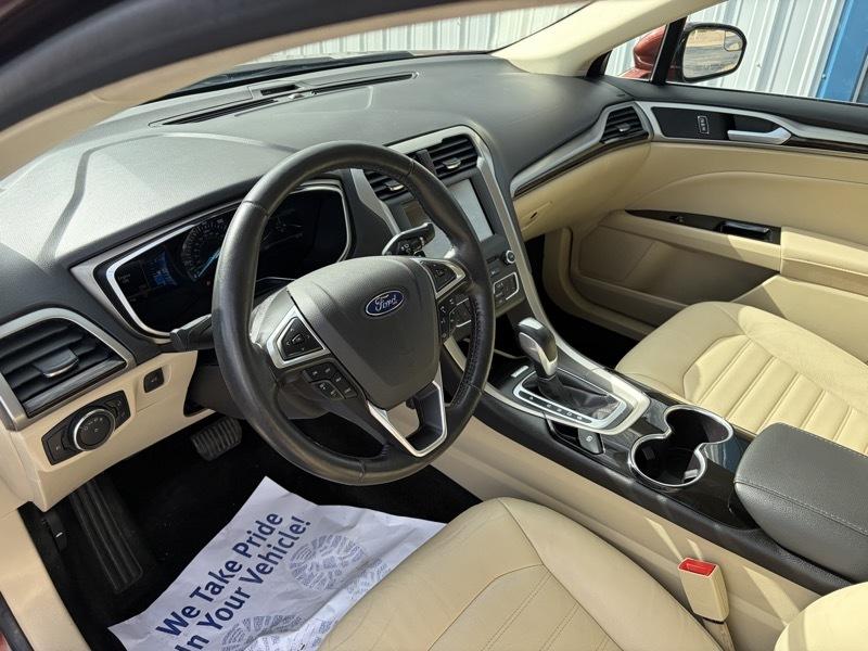 Ford Fusion SE 2016