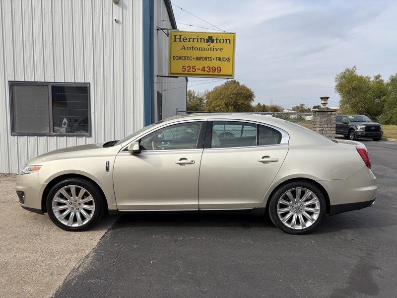 Lincoln MKS 3.7L FWD 2010