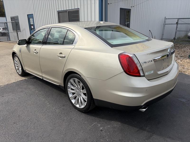 Lincoln MKS 3.7L FWD 2010