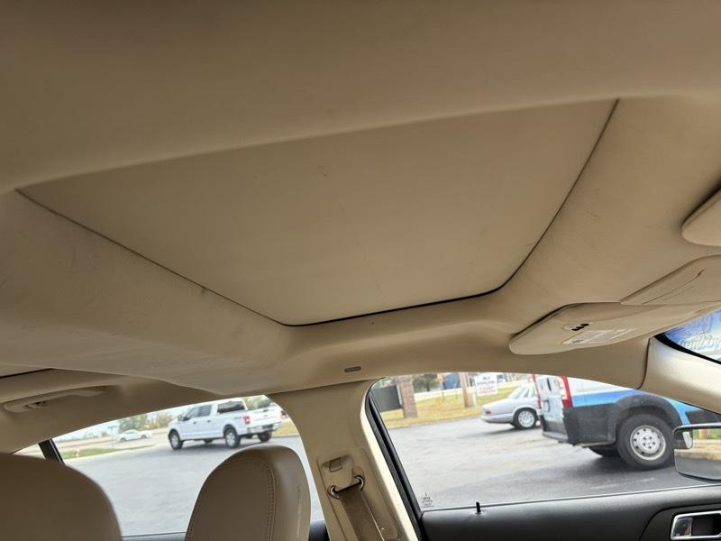 Lincoln MKS 3.7L FWD 2010