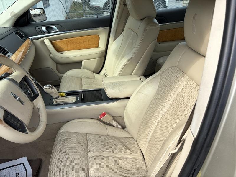 Lincoln MKS 3.7L FWD 2010