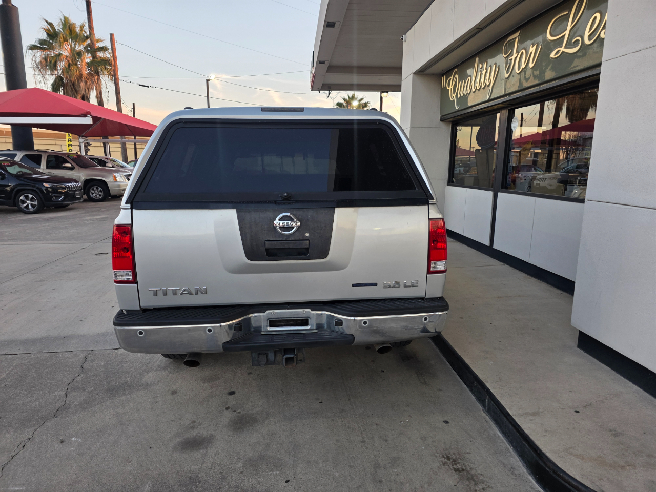 Nissan Titan LE Crew Cab 2WD SWB 2010