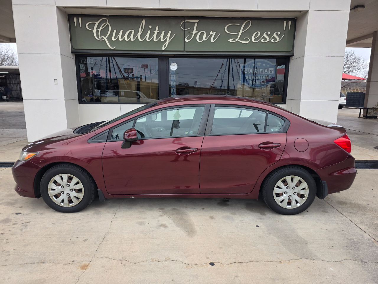 Honda Civic LX Sedan 5-Speed AT 2012