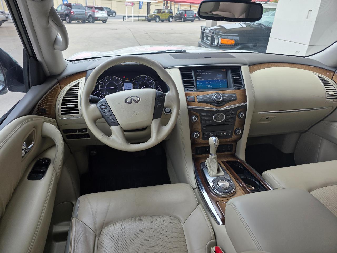Infiniti QX56 2WD 2011