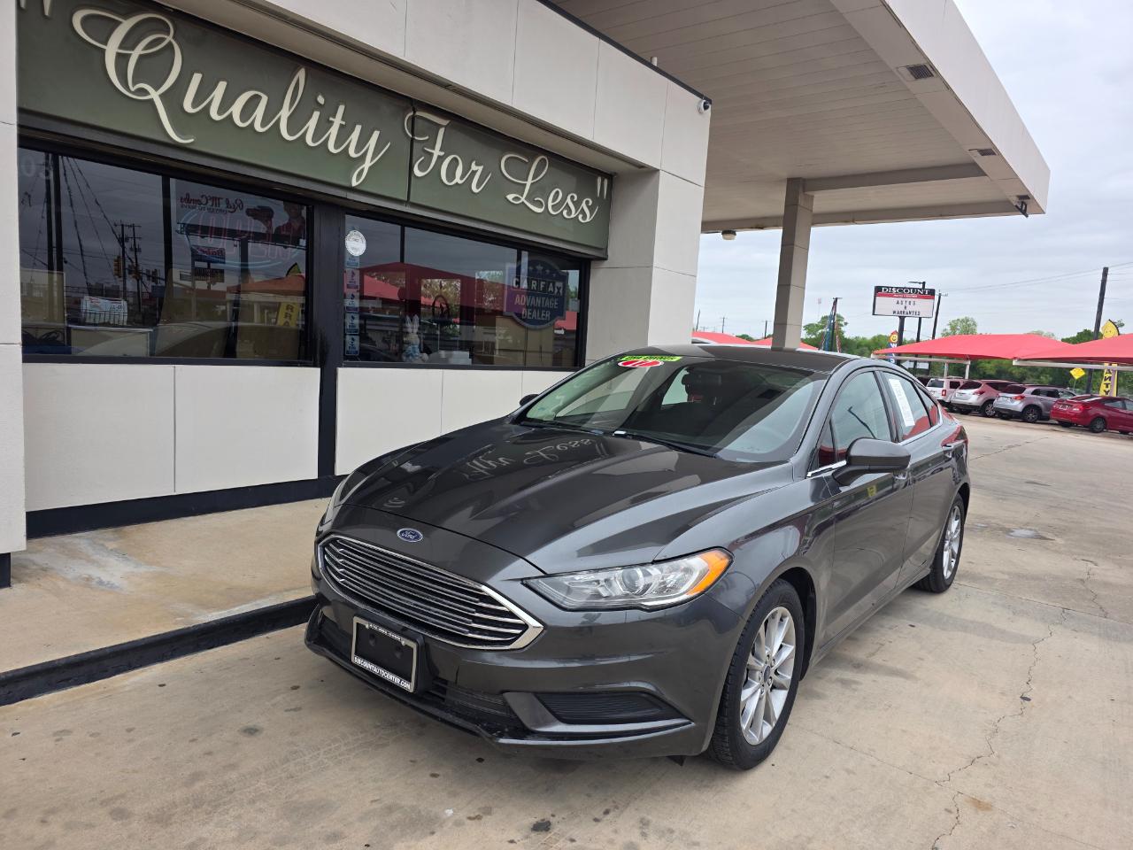 Ford Focus SE Sedan 2017