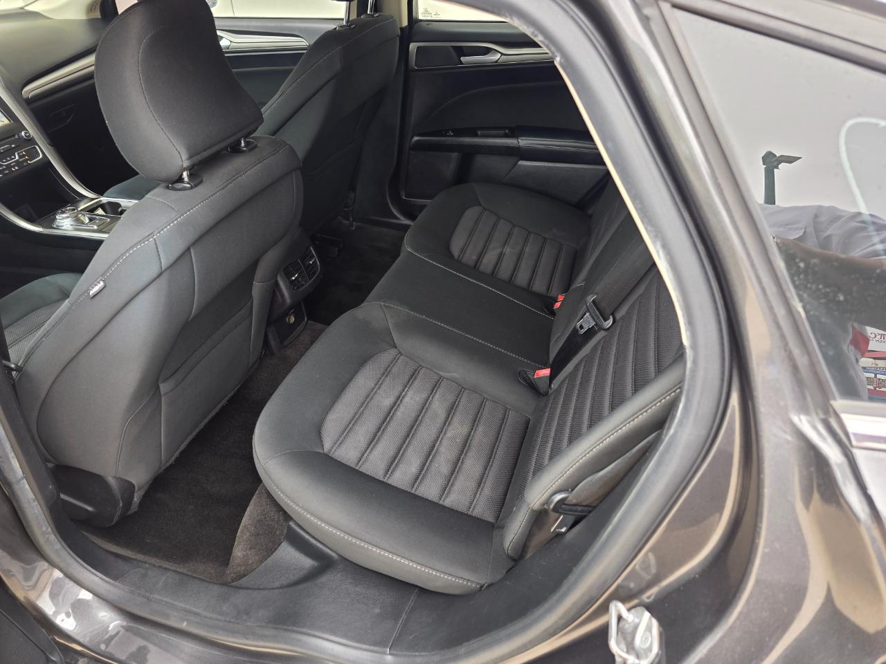 Ford Focus SE Sedan 2017