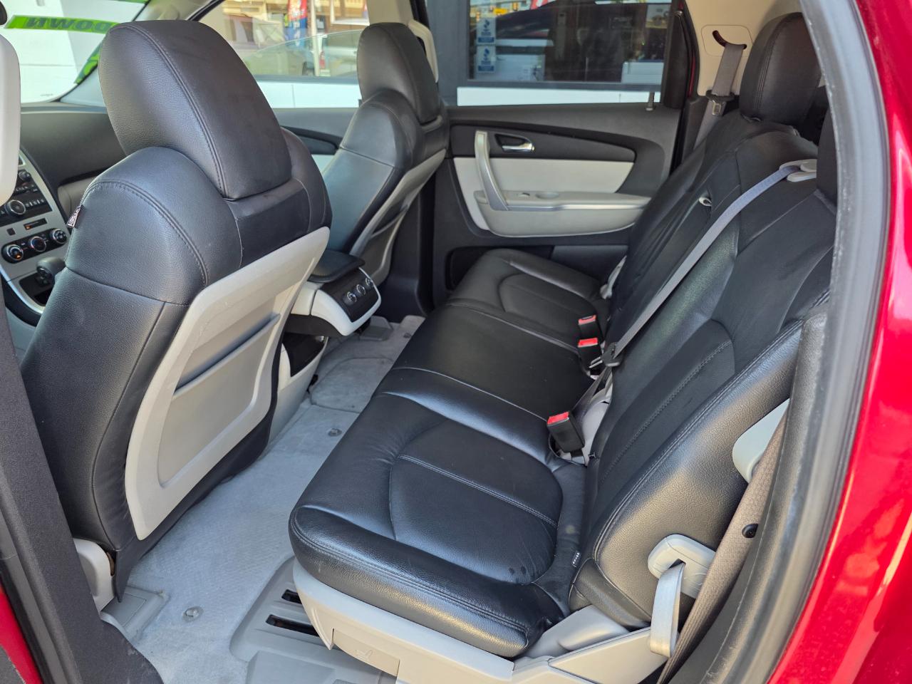GMC Acadia SLE-1 FWD 2012