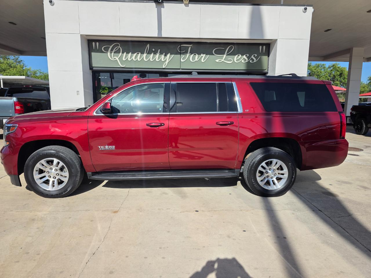 Chevrolet Suburban LS 1500 2WD 2012