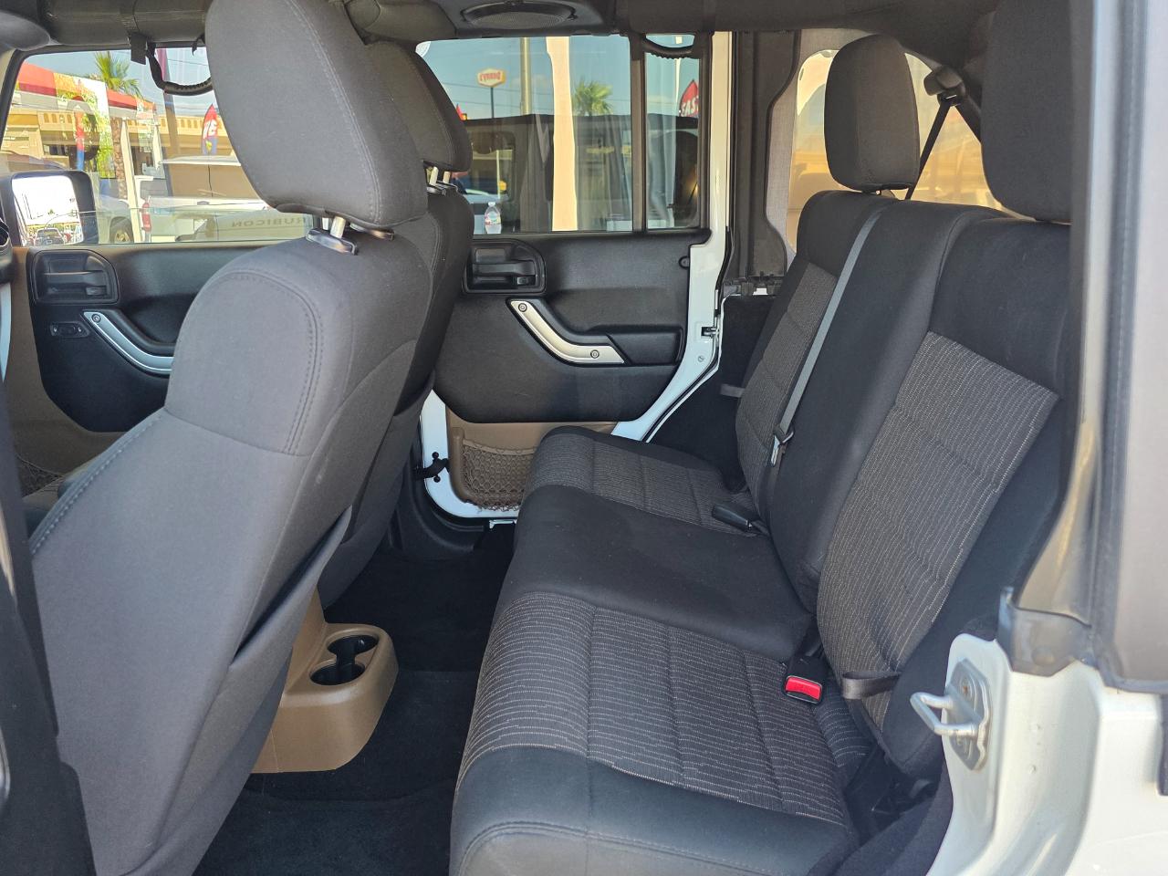 Jeep Wrangler Unlimited Rubicon 4WD 2012