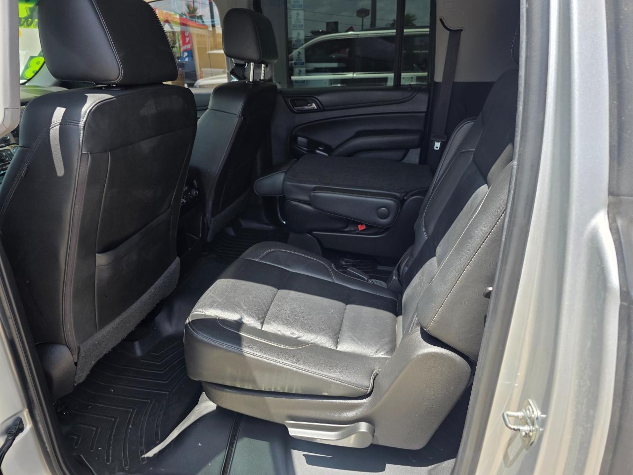 Chevrolet Suburban LT 2WD 2018