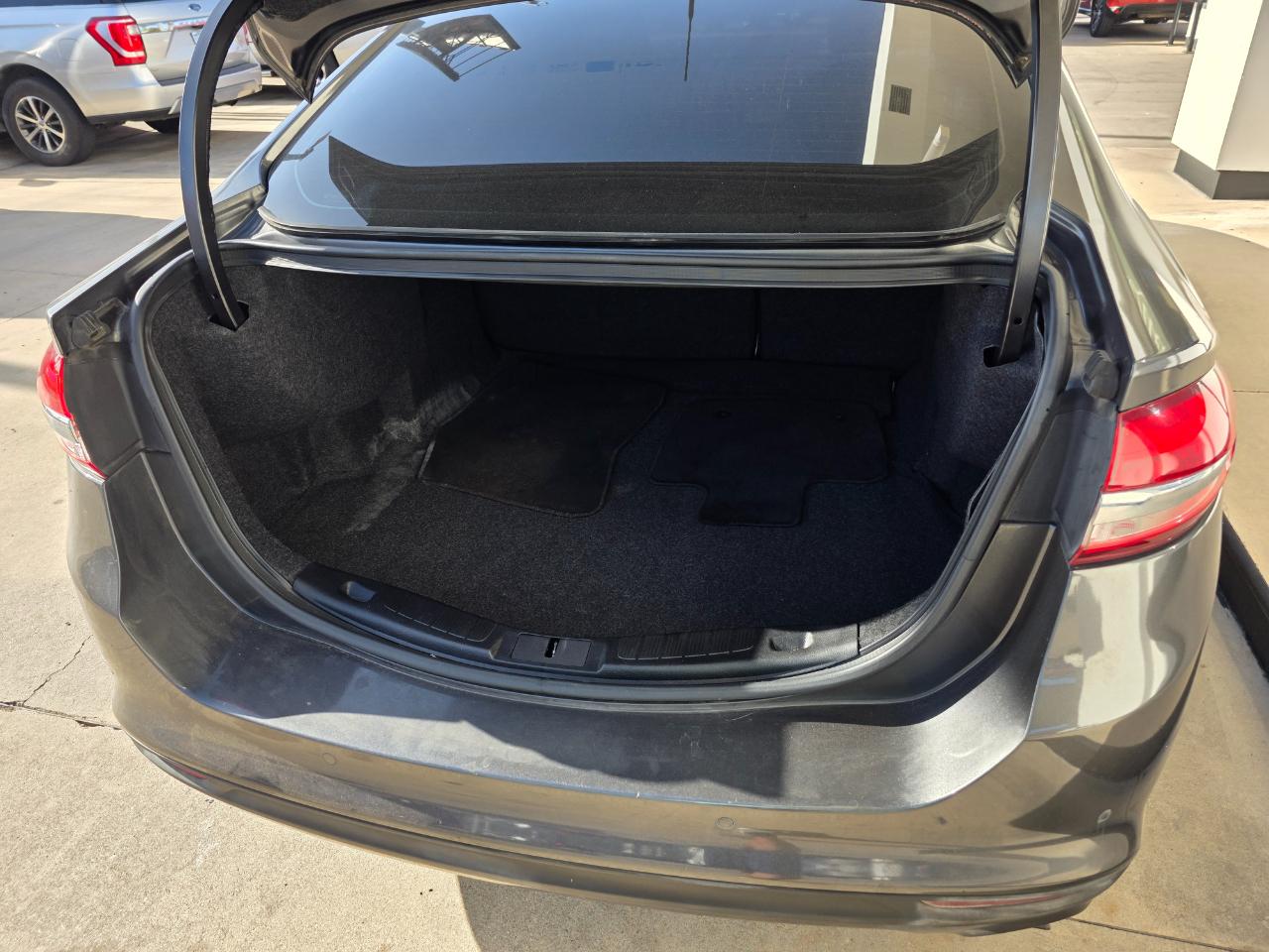 Ford Fusion SE 2018