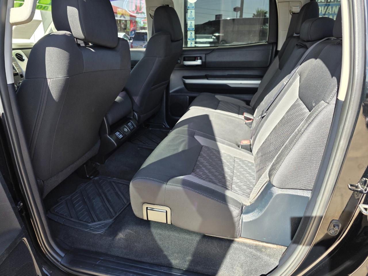 Toyota Tundra SR5 4.6L V8 CrewMax 2WD 2015