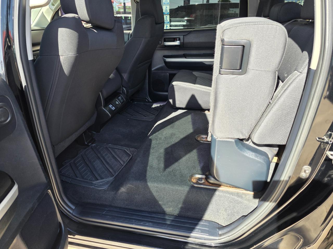 Toyota Tundra SR5 4.6L V8 CrewMax 2WD 2015