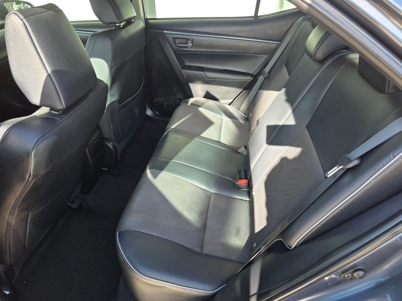 Toyota Corolla LE Plus CVT 2014
