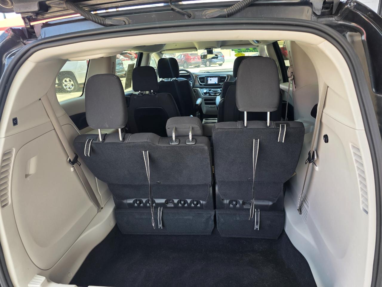 Chrysler Voyager LX 2022