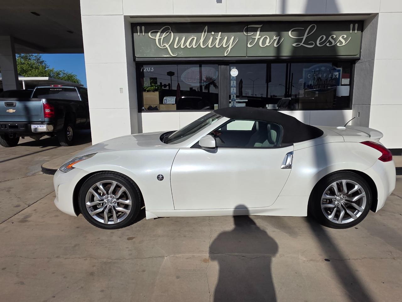 Nissan Z 370Z Touring Roadster 2013