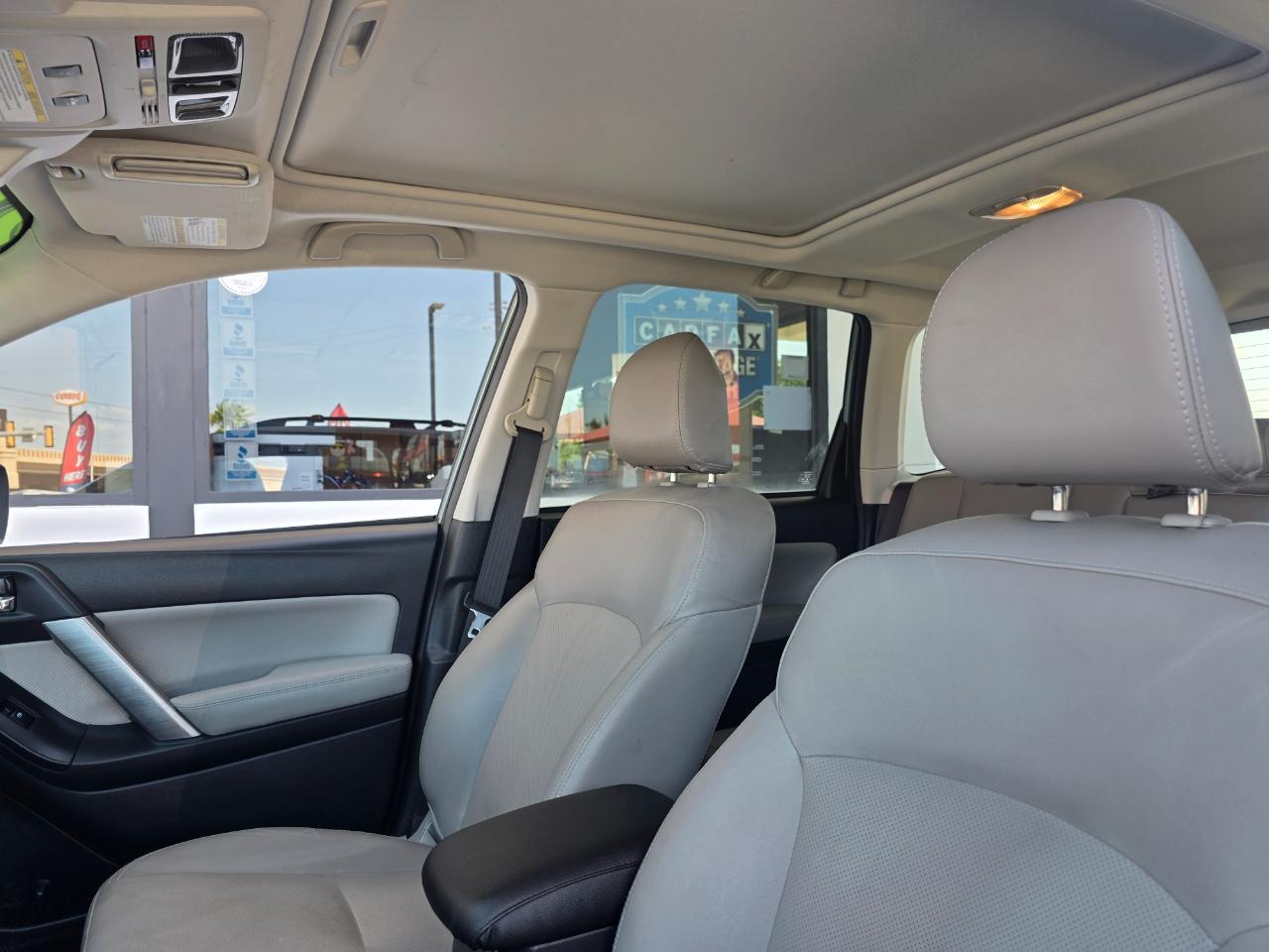 Subaru Forester 2.5i Touring 2016