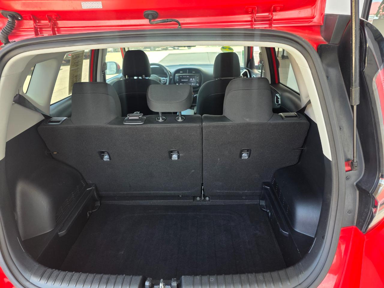 Kia Soul LX CVT 2024