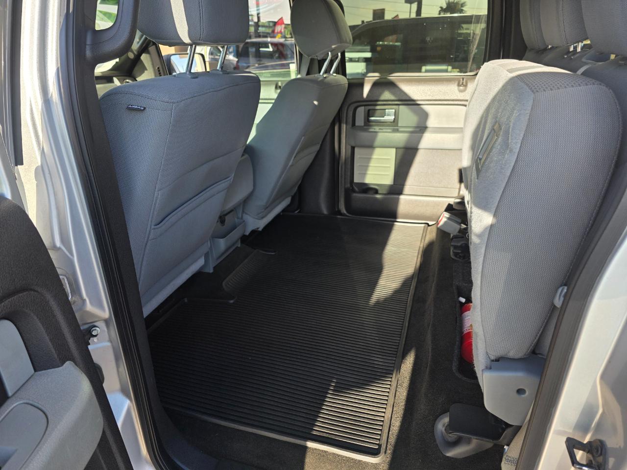 Ford F-150 XLT SuperCrew 5.5-ft. Bed 2WD 2012