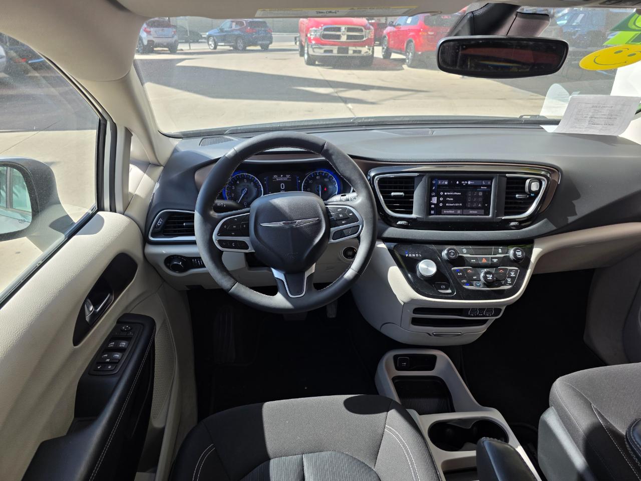 Chrysler Voyager LX 2023