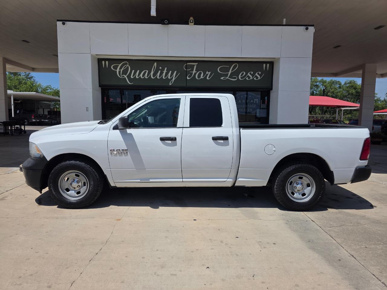 RAM 1500 Tradesman Quad Cab 2WD 2018