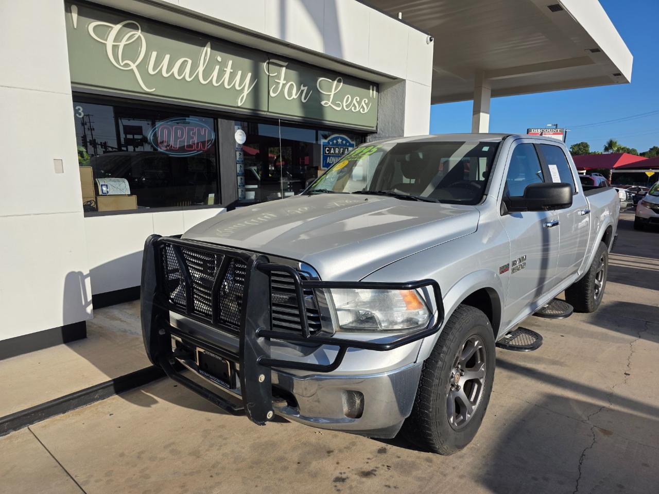 RAM 1500 SLT Crew Cab SWB 2WD 2016