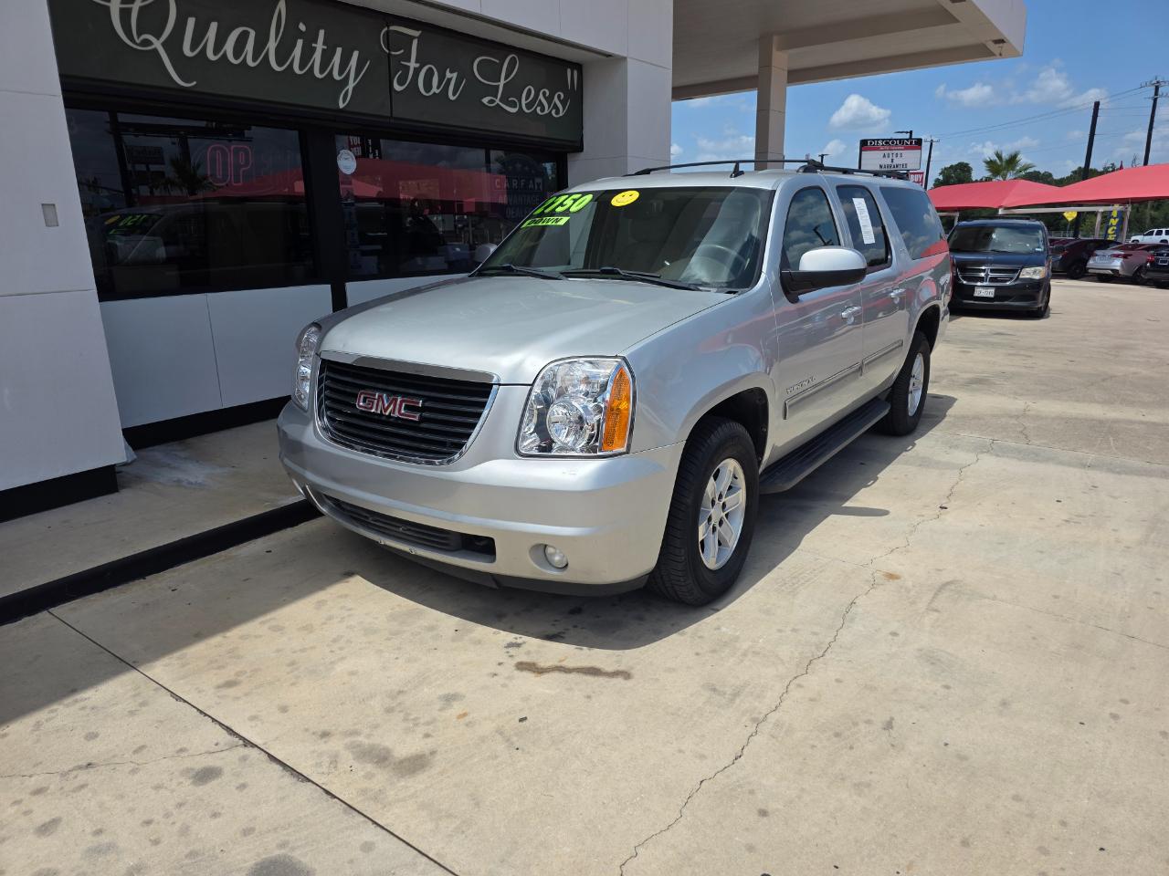 GMC Yukon XL SLT-1 1/2 Ton 4WD 2010