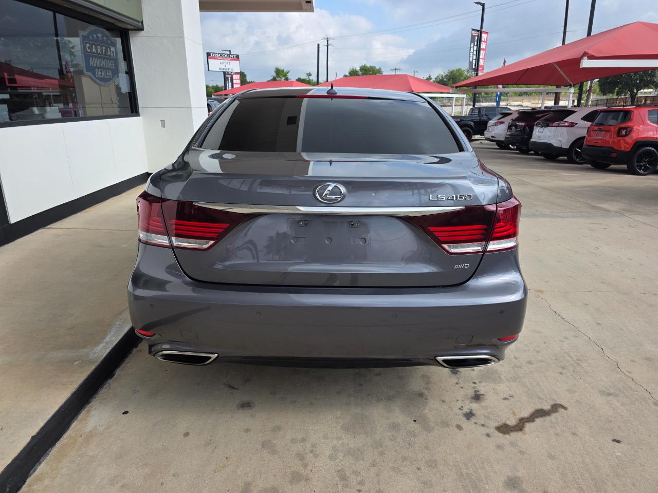 Lexus LS 460 Luxury Sedan AWD 2013