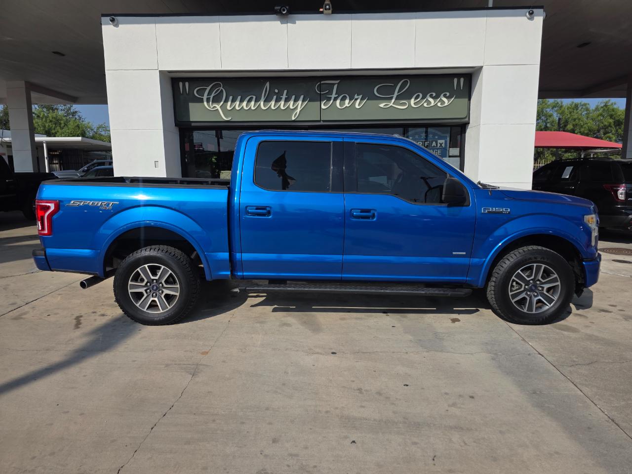 Ford F-150 XLT SuperCrew 6.5-ft. Bed 4WD 2015
