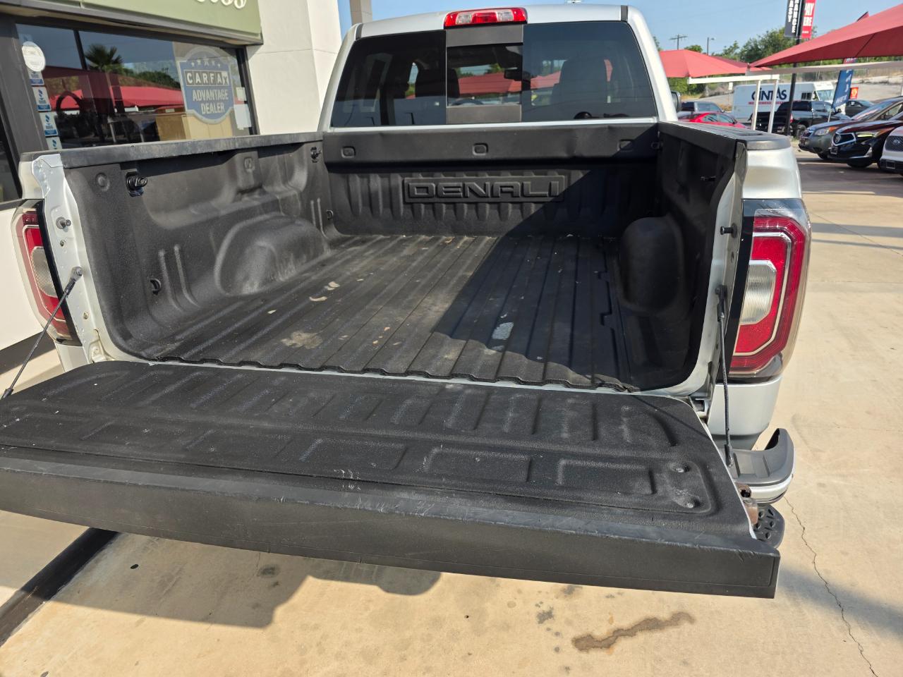GMC Sierra 1500 Denali Crew Cab Short Box 2WD 2018