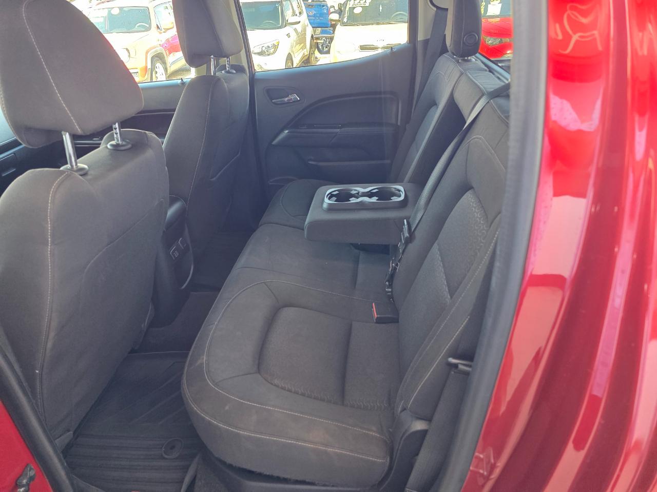 GMC Canyon SLE Crew Cab 2WD Long Box 2015