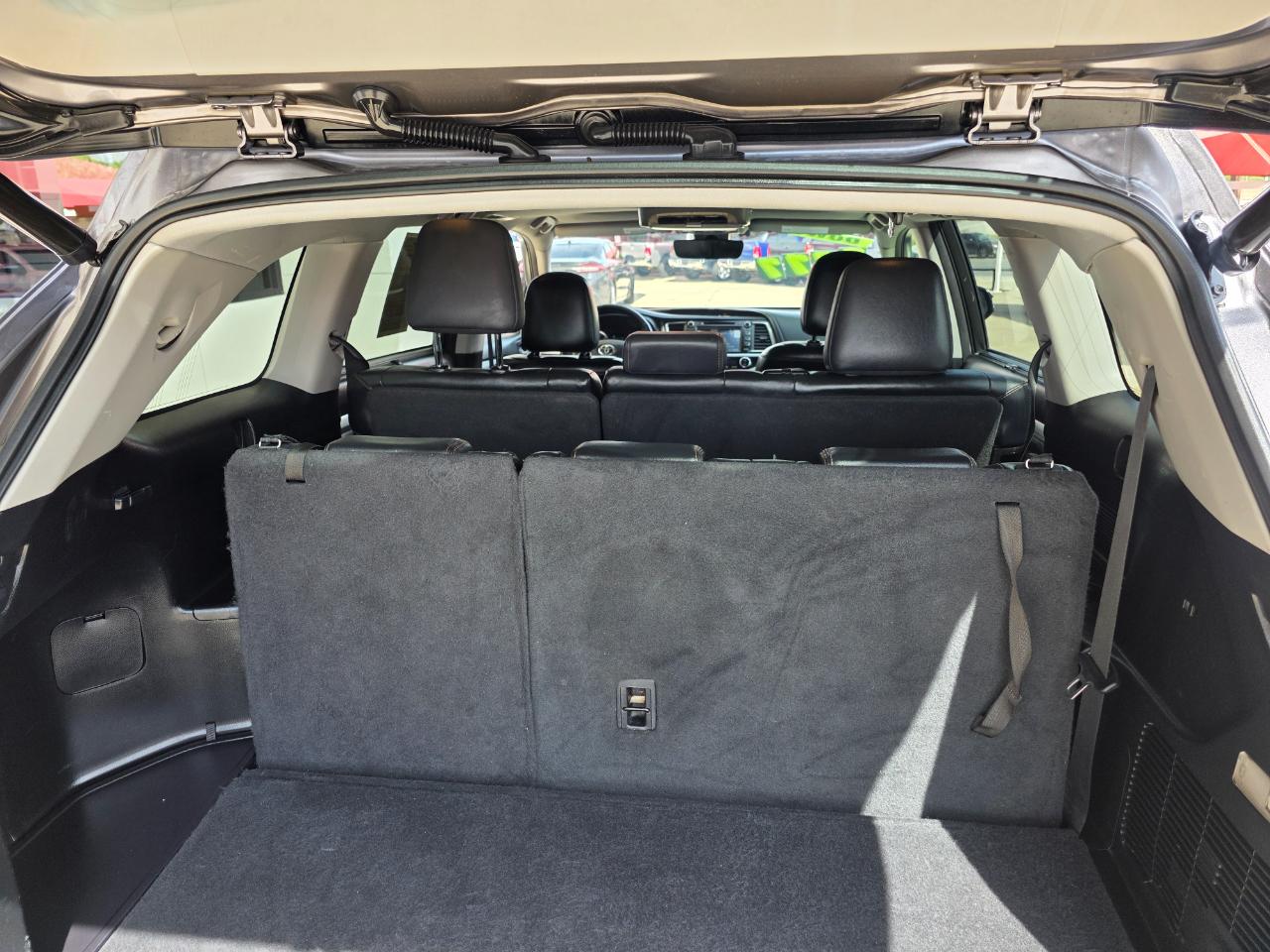 Toyota Highlander XLE FWD V6 2017