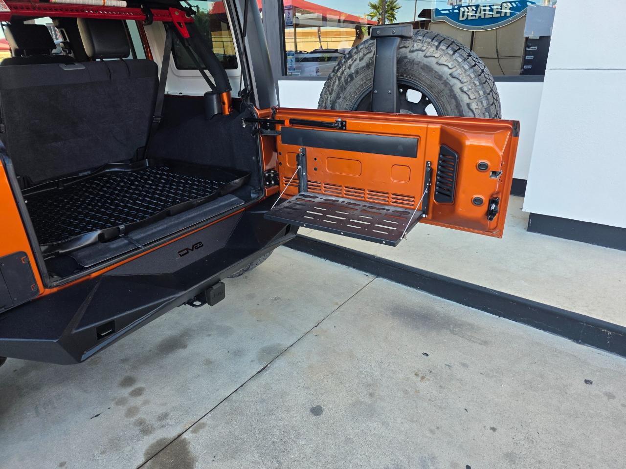 Jeep Wrangler Unlimited Sport 4WD 2010