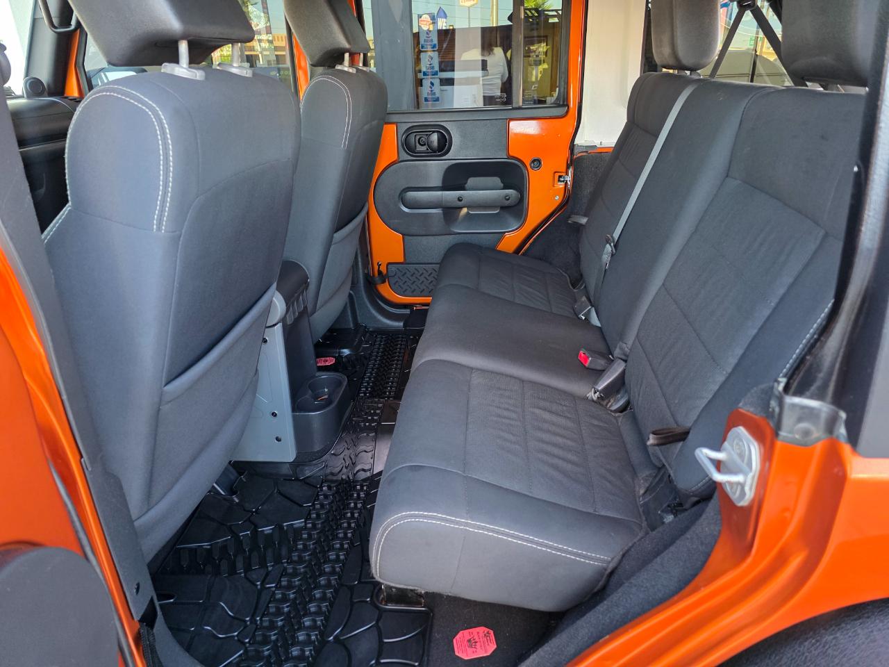 Jeep Wrangler Unlimited Sport 4WD 2010