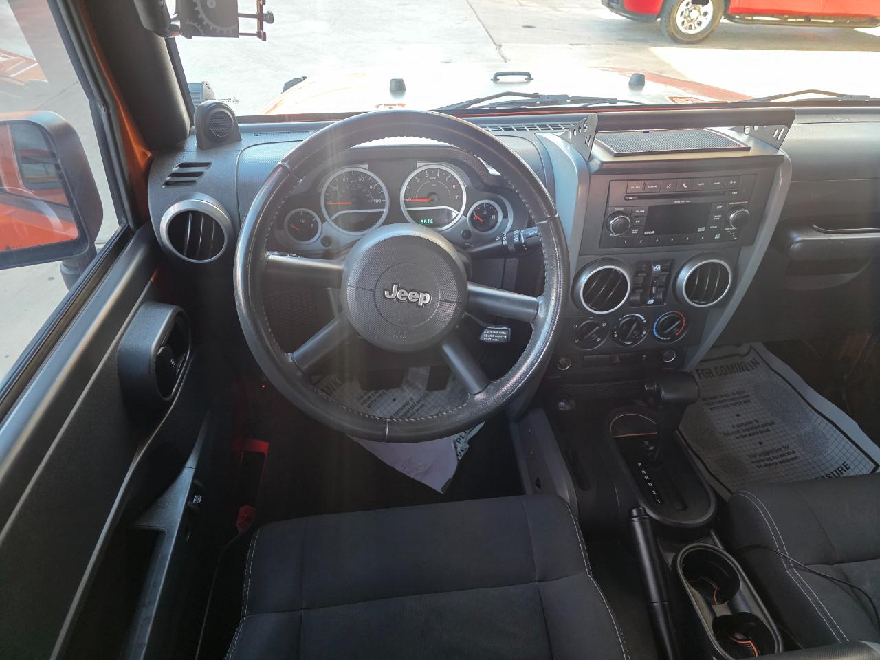 Jeep Wrangler Unlimited Sport 4WD 2010