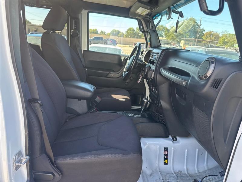 Jeep Wrangler Unlimited Sport 4WD 2013