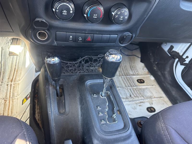 Jeep Wrangler Unlimited Sport 4WD 2013