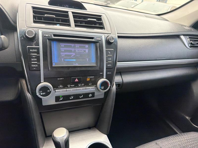 Toyota Camry SE 2012